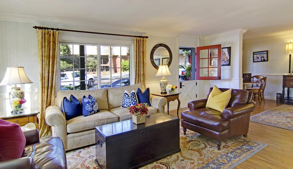 Wayside Inn Carmel-by-the-Sea Exterior photo